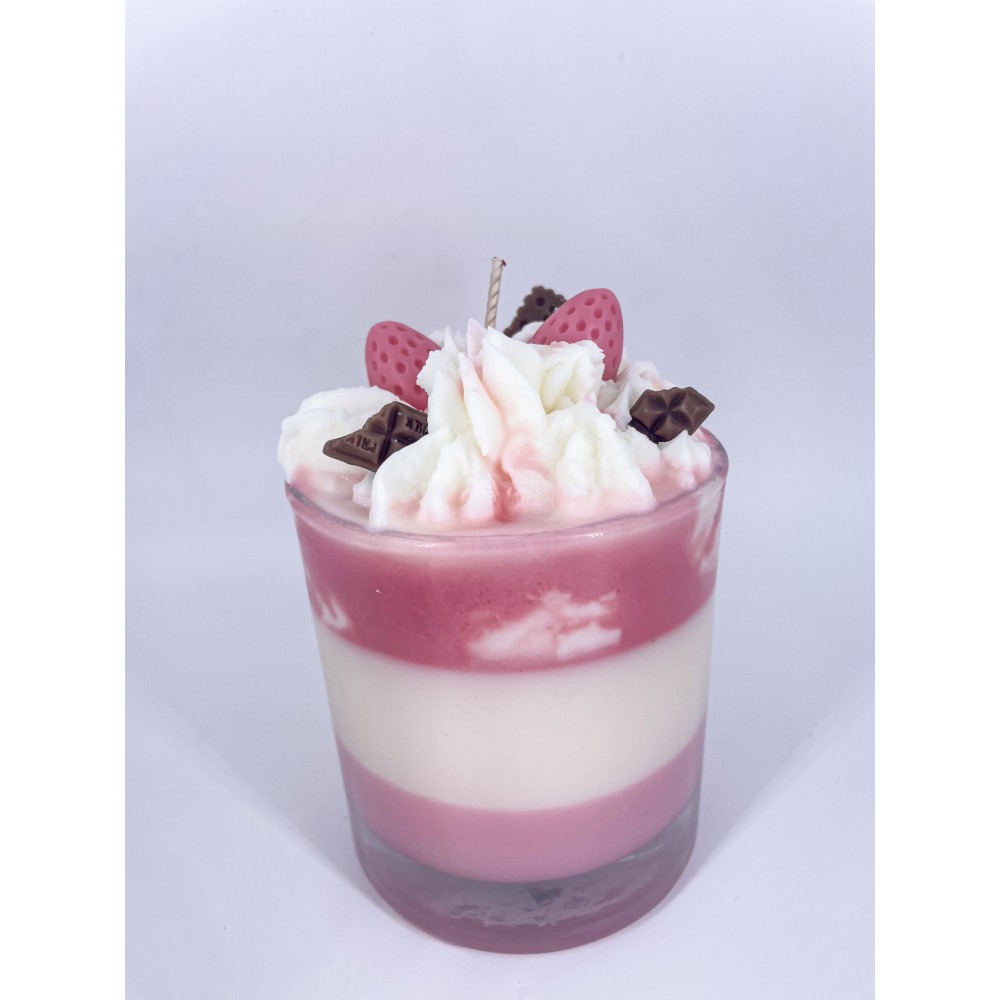 Milkshake Magic Αρωματικό χειροποίητο φυτικό κερί σόγιας | Candlespap.gr