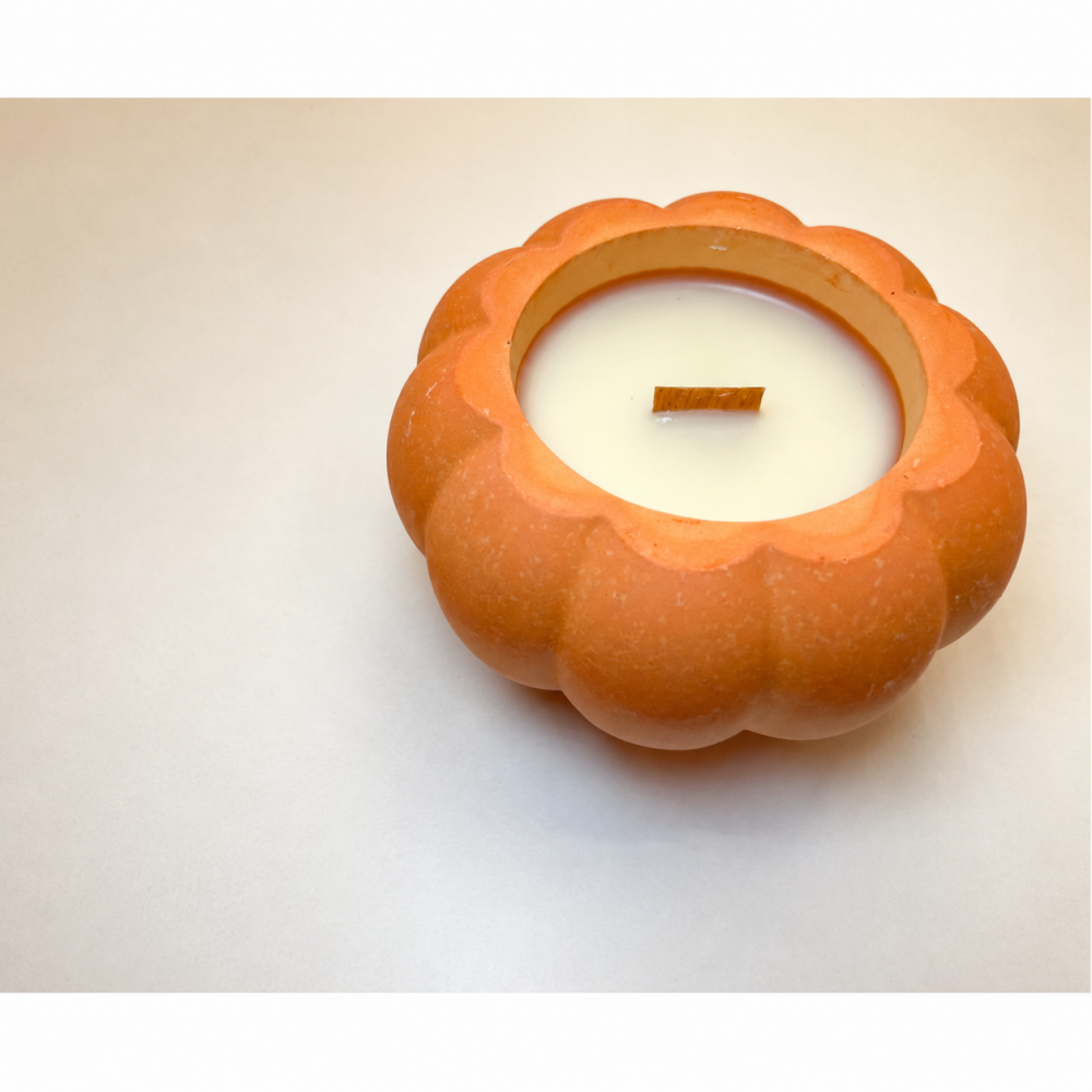 Pumpkin Aromatic handmade vegetable soy wax in handmade porcelain container | Candlespap.gr